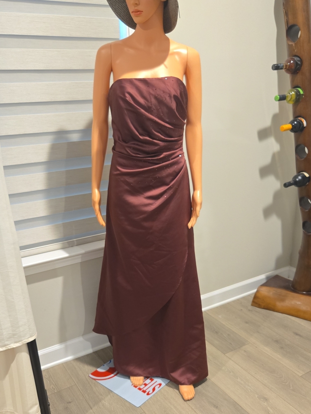 Jordan Strapless Burgundy Evening Dress
